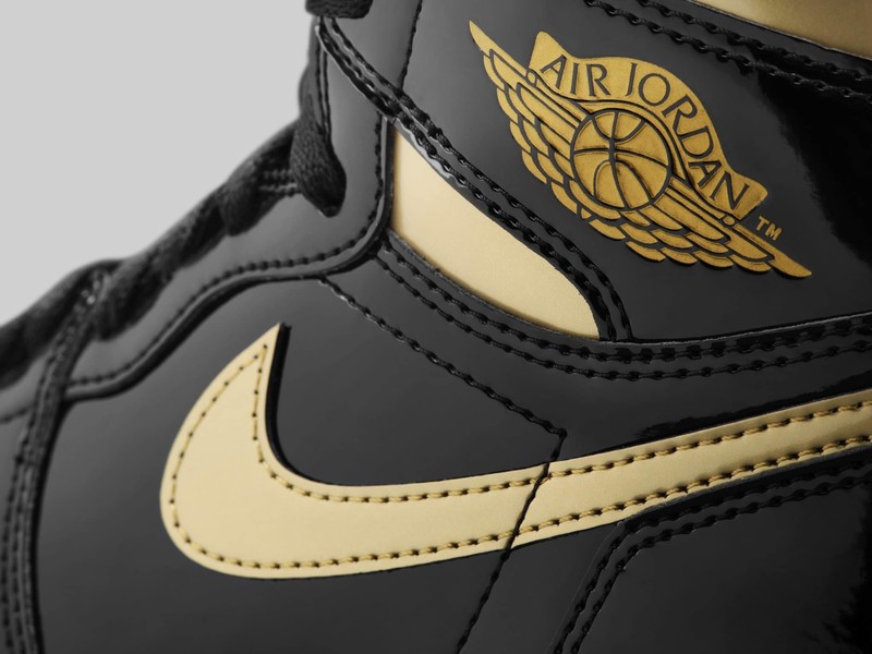 Air jordan 1 high black best sale and gold